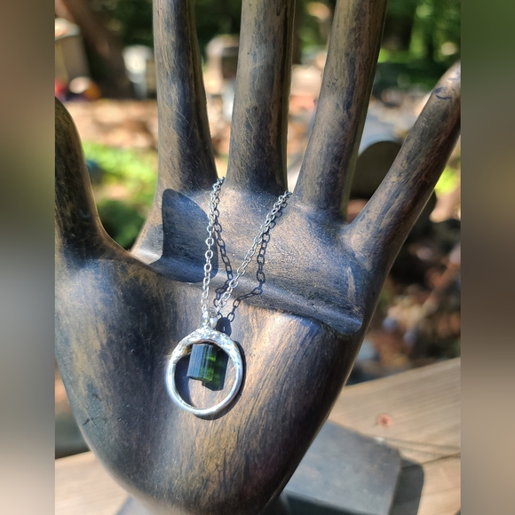 Green Tourmaline pillar sterling & gold necklace 18" - Picture 8 of 10